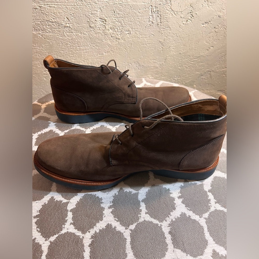 Clarks Dark Brown Nubuck Chukka Boots Fulham High Boots 12 men 67698 casual